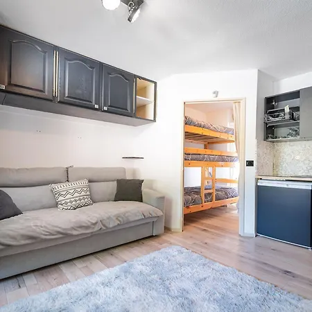 Le Schuss 4 By Interhome Appartement Allos
